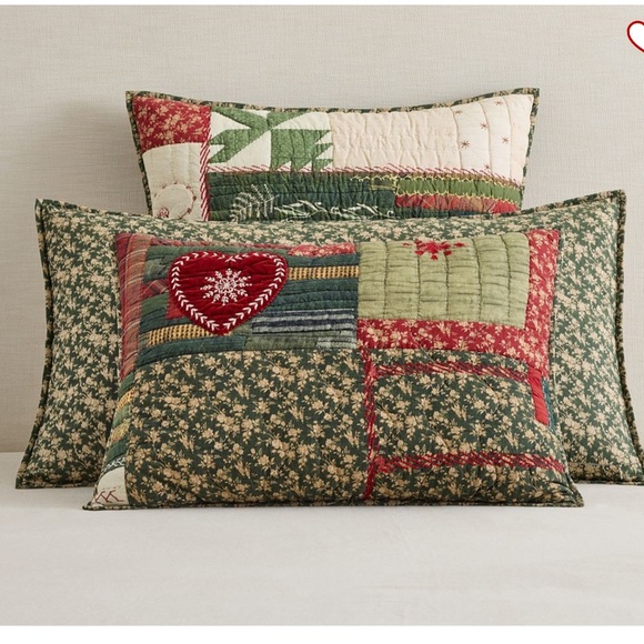 🎄Pottery Barn🎄2 Holiday Love Reversible Euro Shams - Picture 4 of 11